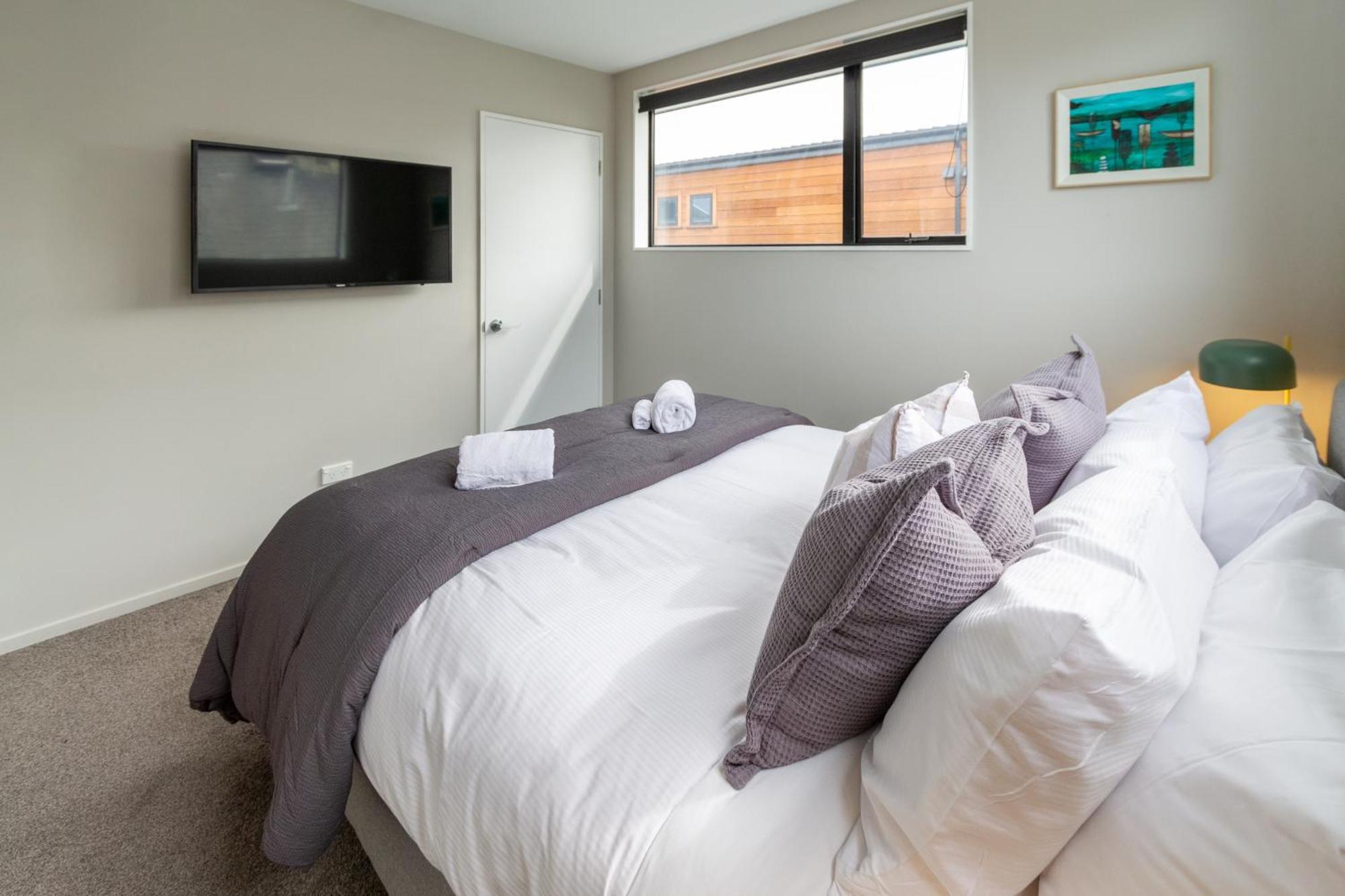 Latimer Square Luxe: 1Br W/ Sofa Bed ไครสต์เชิร์ช ภายนอก รูปภาพ